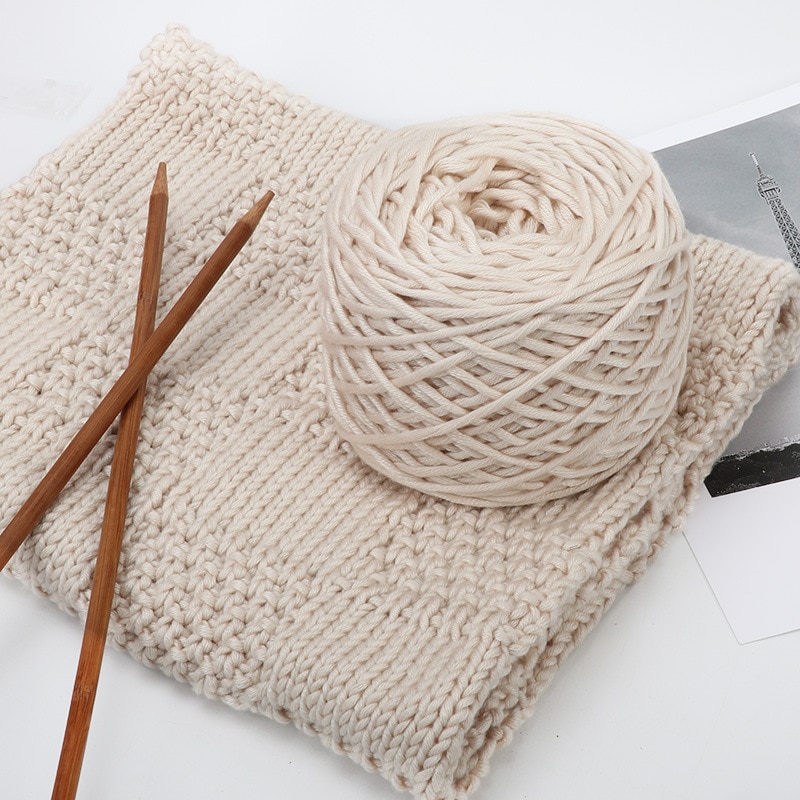 200g/ball Soft Silk Milk Cotton Yarn Thick Yarn Knitting Lover Scarves Hand Knitting Wool Crochet Yarn Weave Thread DIY Sweater 2